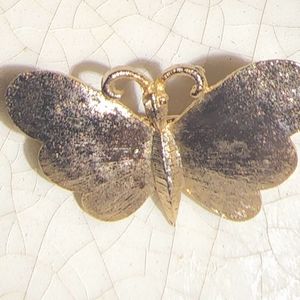 Vintage Mamselle brush gold butterfly brooch